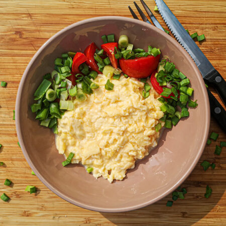 Krēmīgā omlete ar jogurtu