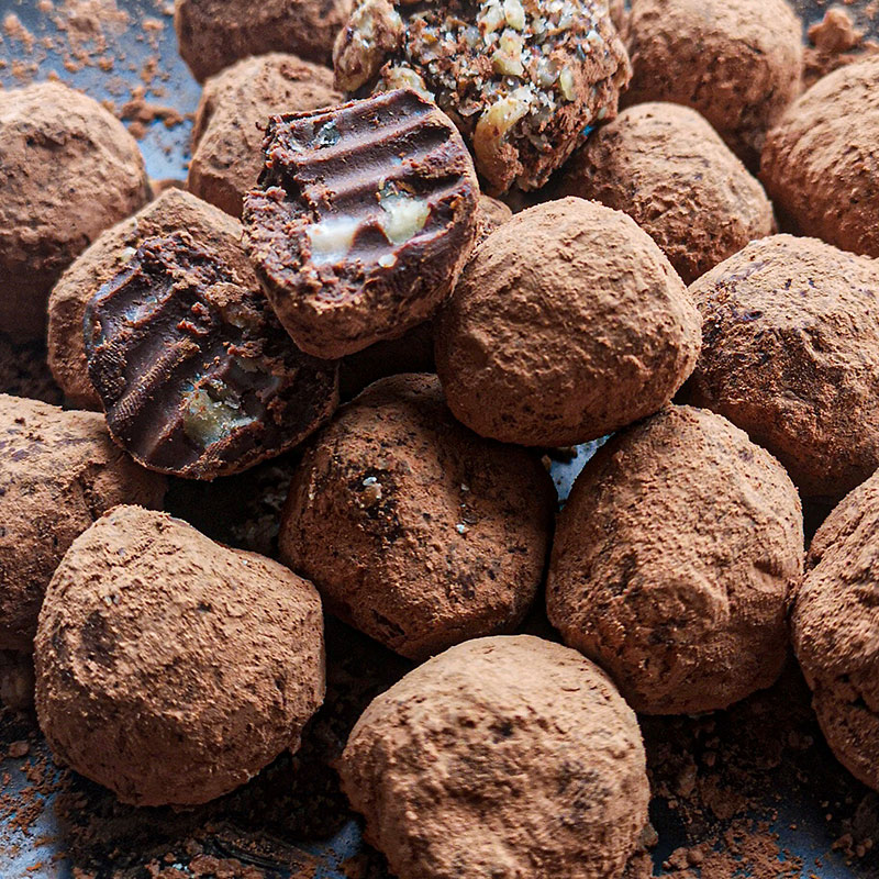 Šokolādes trifeles ar valriekstiem